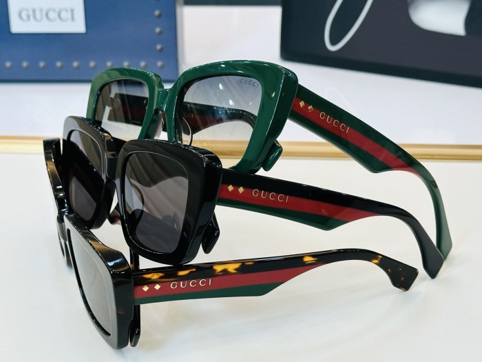 GUCCI SUNGLASSES-051