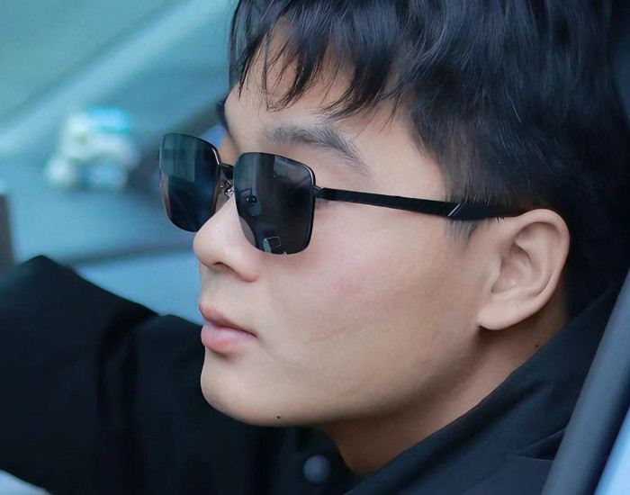 LOUIS VUITTON SUNGLASSES-011
