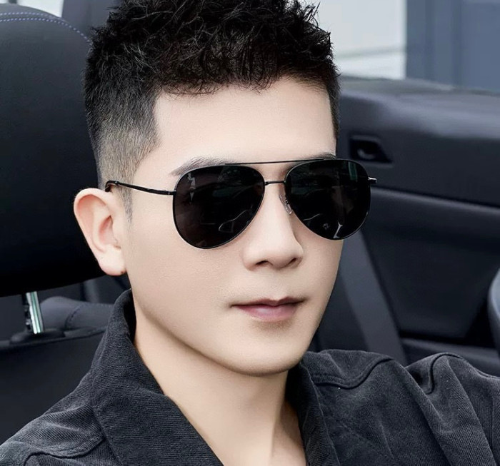LOUIS VUITTON SUNGLASSES-011