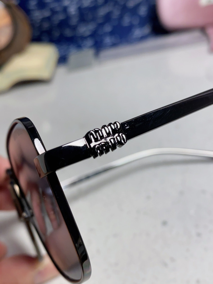 MIU MIU SUNGLASSES-09