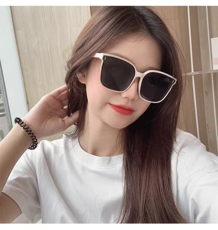 GENTLE MONSTER SUNGLASSES-09