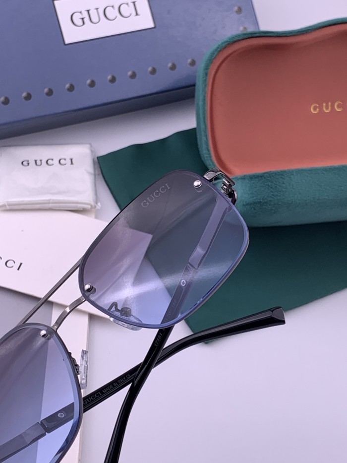 GUCCI SUNGLASSES-011