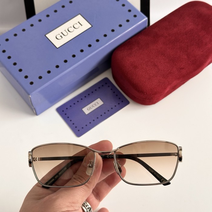 GUCCI SUNGLASSES-051
