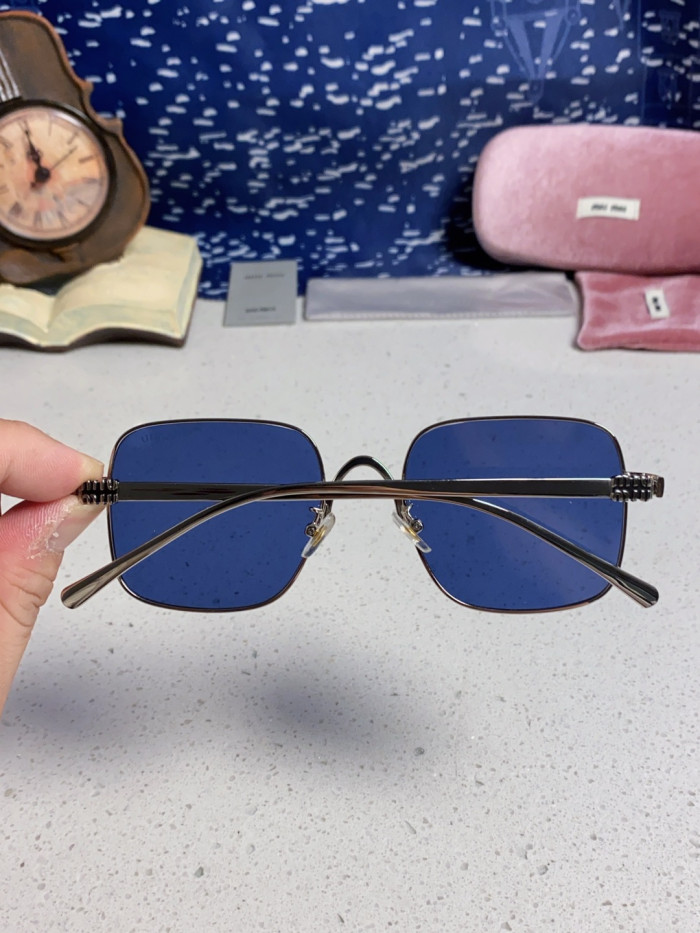 MIU MIU SUNGLASSES-09