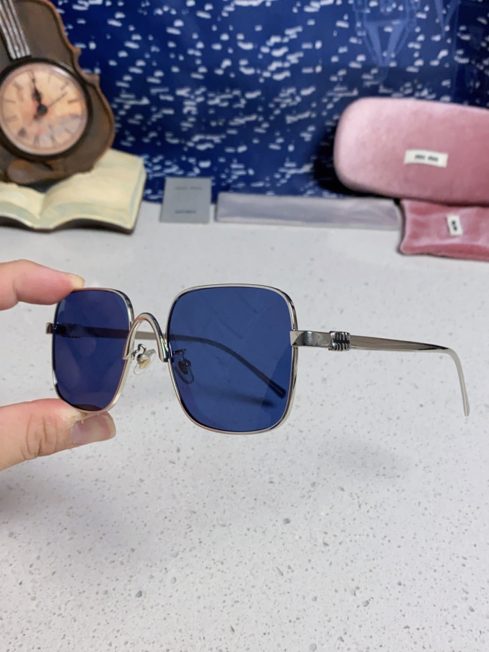 MIU MIU SUNGLASSES-09