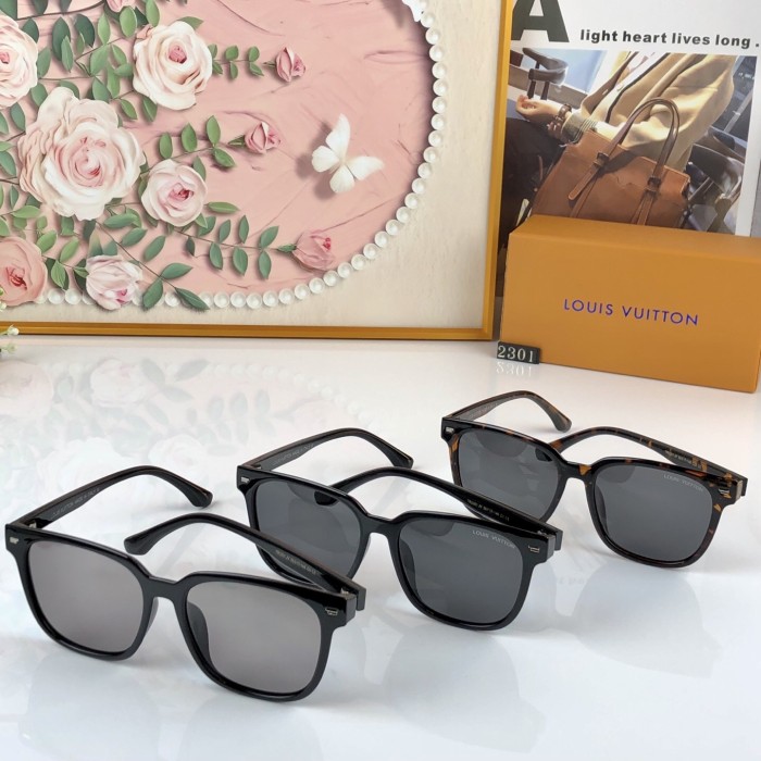 LOUIS VUITTON SUNGLASSES-001