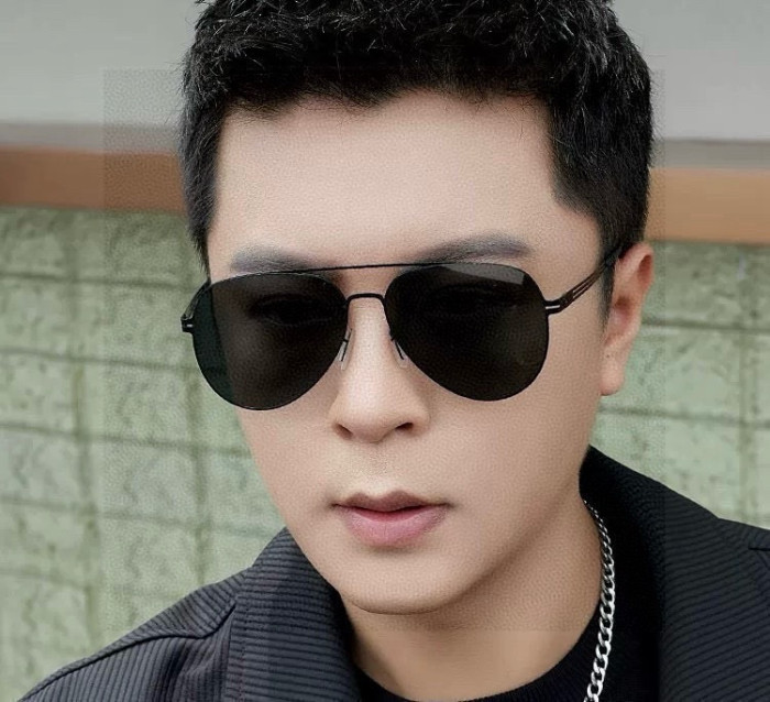 GUCCI SUNGLASSES-011
