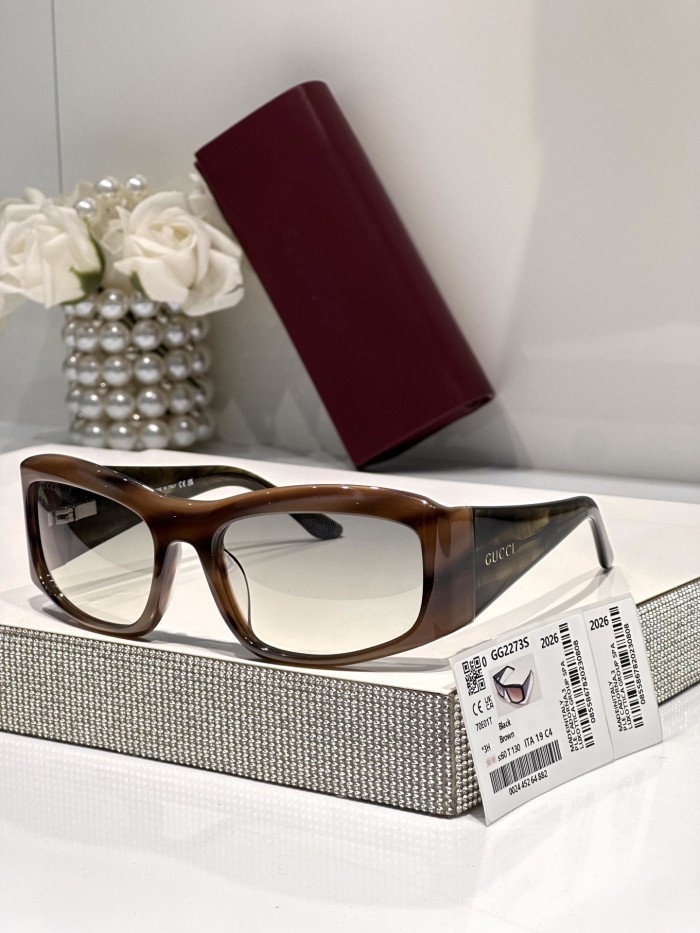 GUCCI SUNGLASSES-051