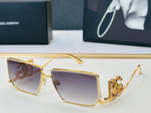 DOLCE & GABBANA SUNGLASSES-051
