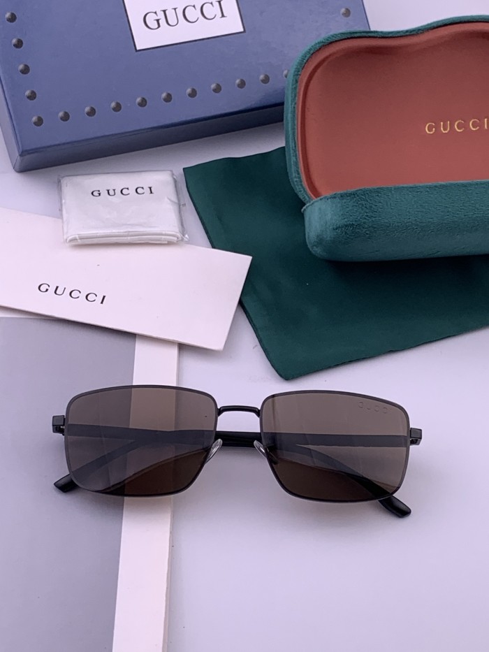 GUCCI SUNGLASSES-011