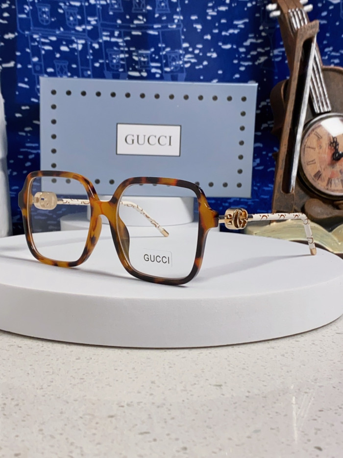 GUCCI  SUNGLASSES-58