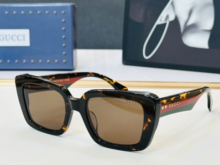 GUCCI SUNGLASSES-051