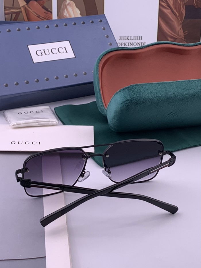 GUCCI SUNGLASSES-011