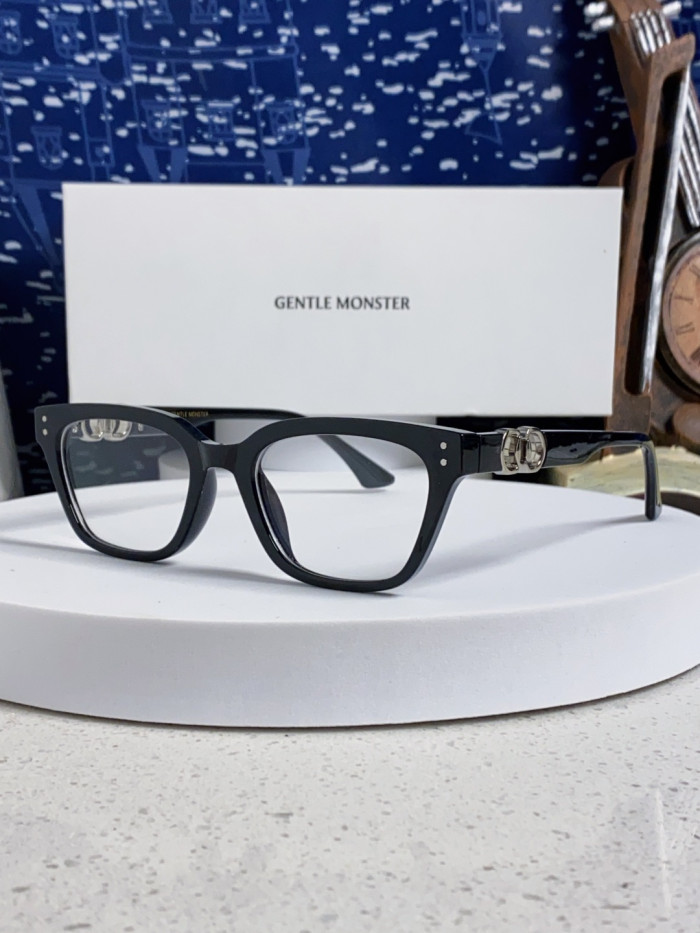 GENTLE MONSTER  SUNGLASSES-09