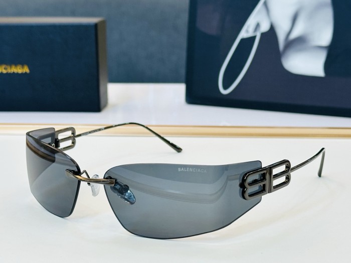 BALENCIAGA  SUNGLASSES-041