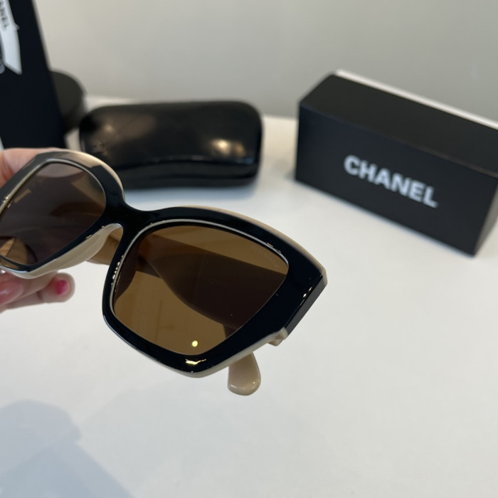 CHANEL  SUNGLASSES-58