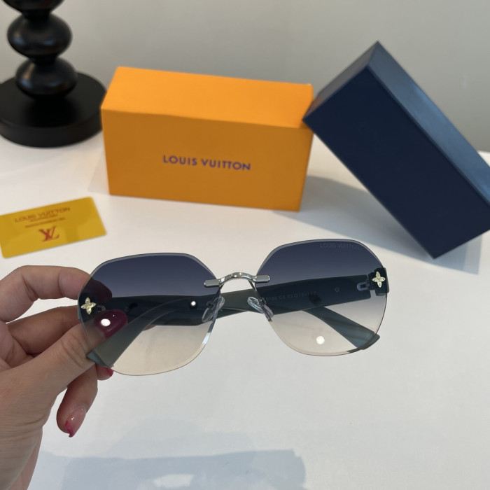 LOUIS VUITTON   SUNGLASSES-09