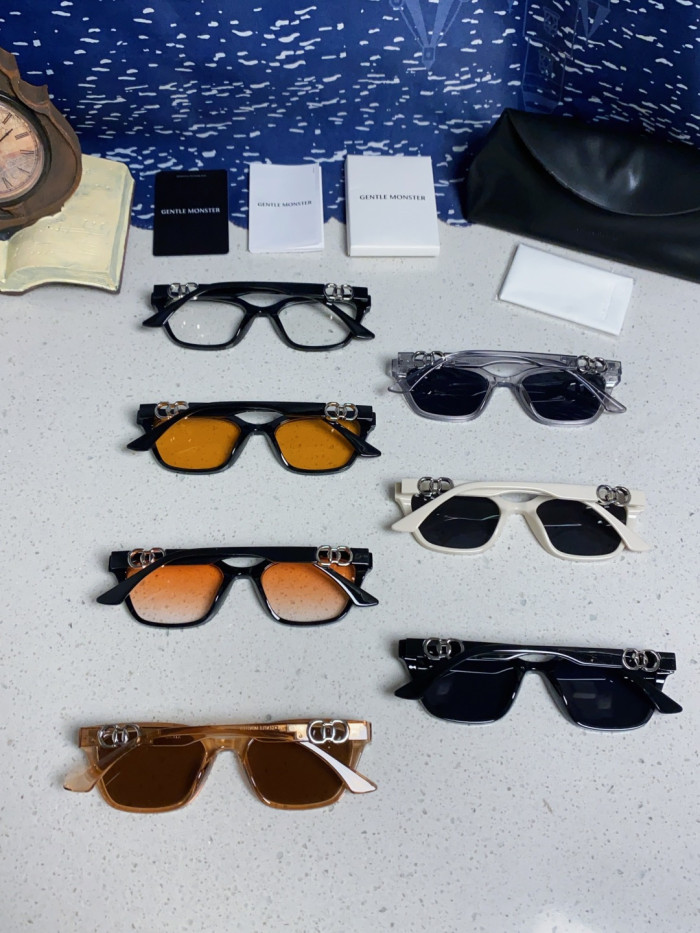 GENTLE MONSTER  SUNGLASSES-09