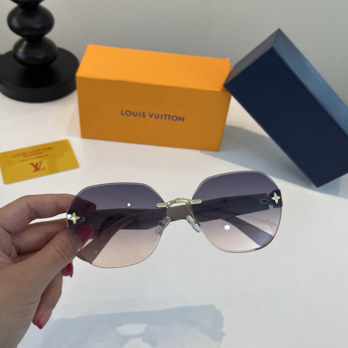 LOUIS VUITTON   SUNGLASSES-09