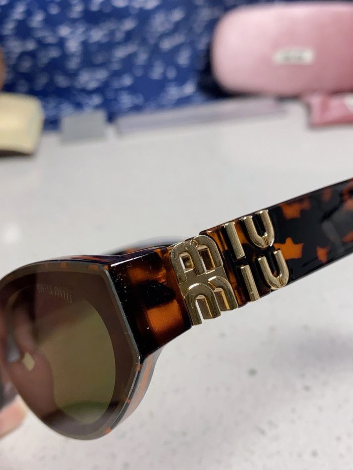 MIU MIU SUNGLASSES-08