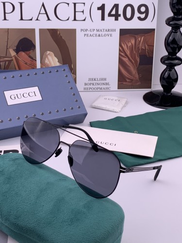 GUCCI SUNGLASSES-011