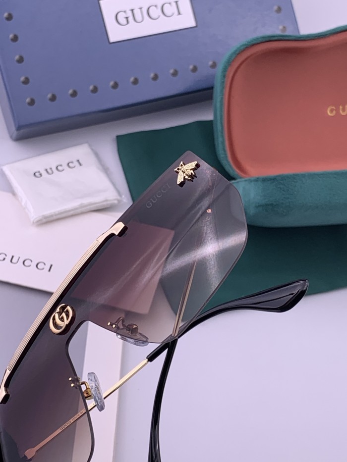 GUCCI SUNGLASSES-58