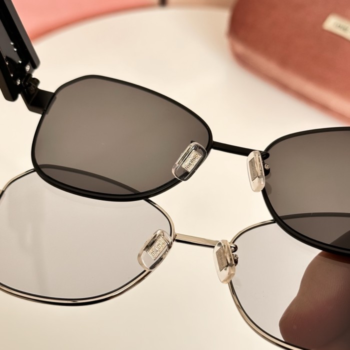 MIU MIU SUNGLASSES-051