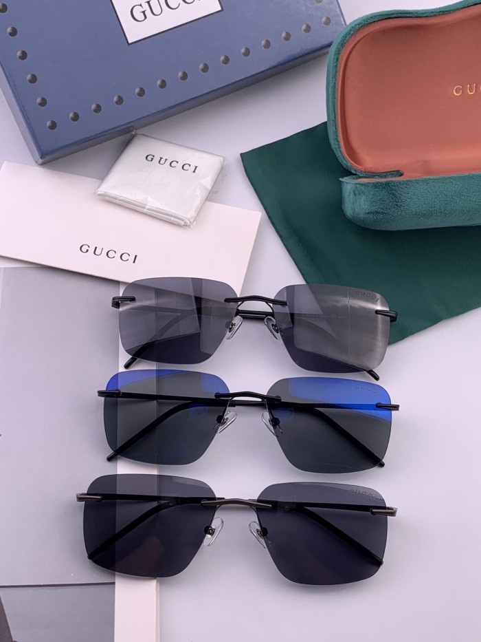 GUCCI SUNGLASSES-011