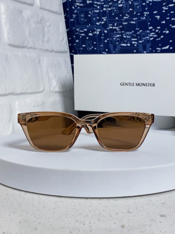 GENTLE MONSTER  SUNGLASSES-09