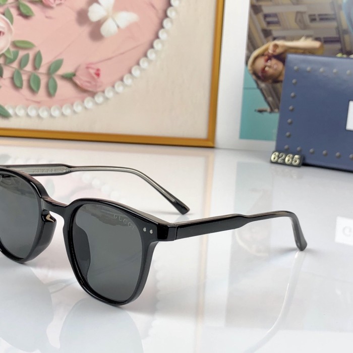 GUCCI SUNGLASSES-511