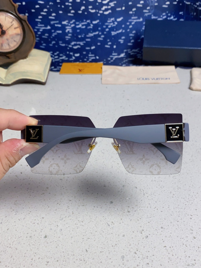 LOUIS VUITTON   SUNGLASSES-09