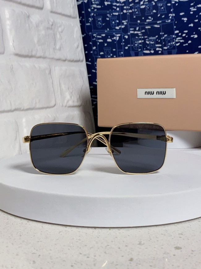 MIU MIU SUNGLASSES-09