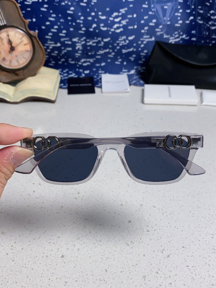 GENTLE MONSTER  SUNGLASSES-09