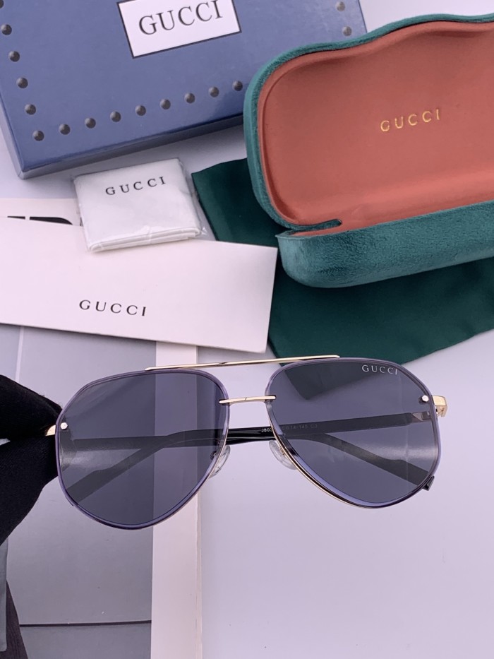 GUCCI SUNGLASSES-011