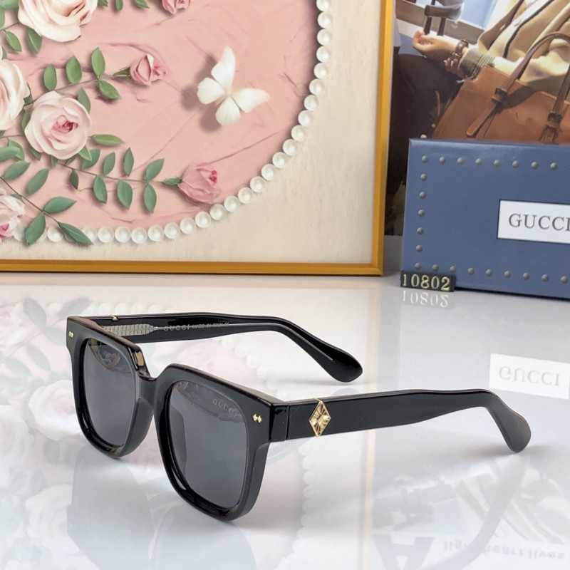 GUCCI SUNGLASSES-511