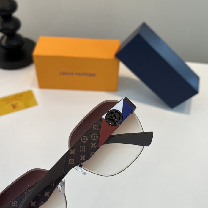 LOUIS VUITTON   SUNGLASSES-09