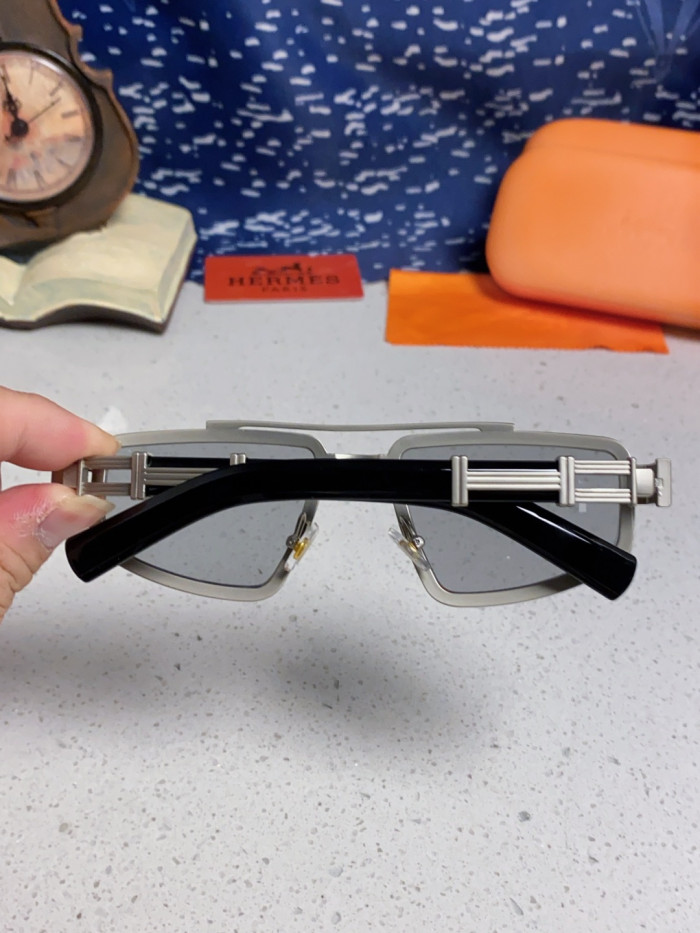 HERMES  SUNGLASSES-09