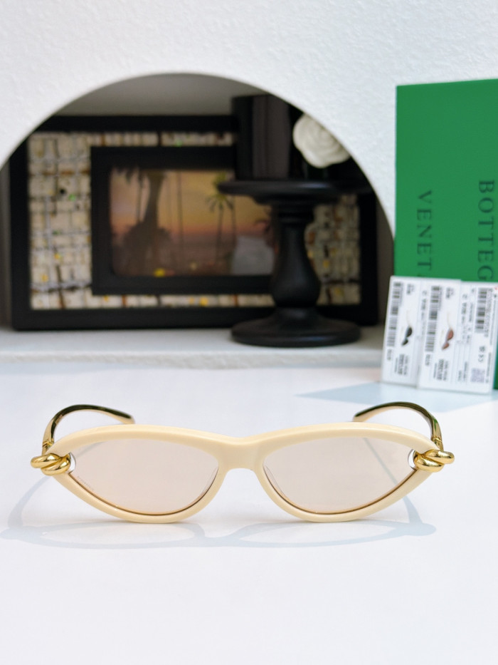 BOTTEGA VENETA SUNGLASSES-051