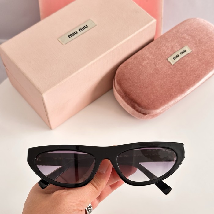 MIU MIU SUNGLASSES-051