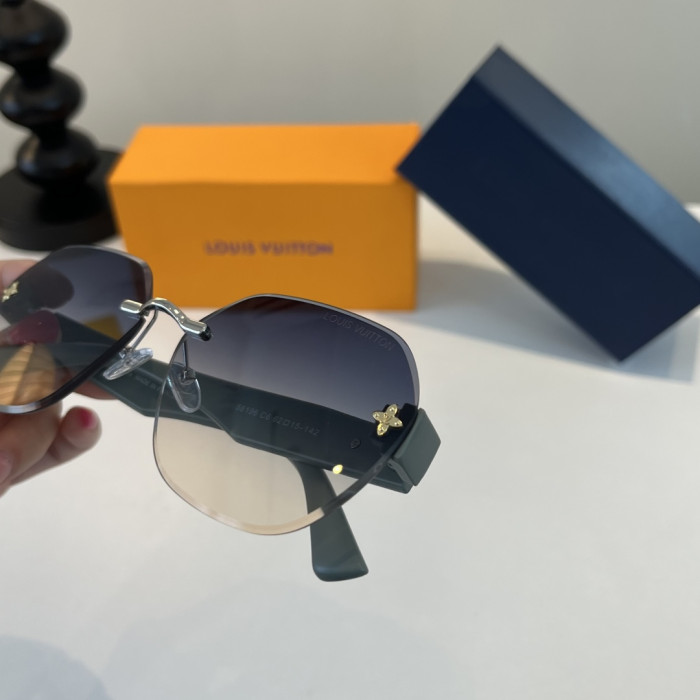 LOUIS VUITTON   SUNGLASSES-09