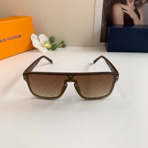 LOUIS VUITTON  SUNGLASSES-58
