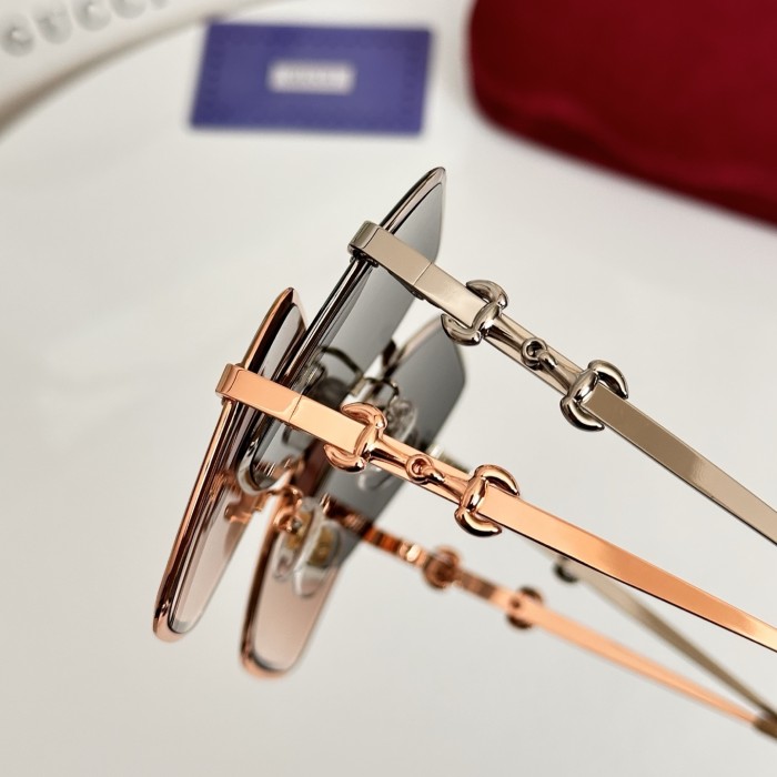 GUCCI SUNGLASSES-061