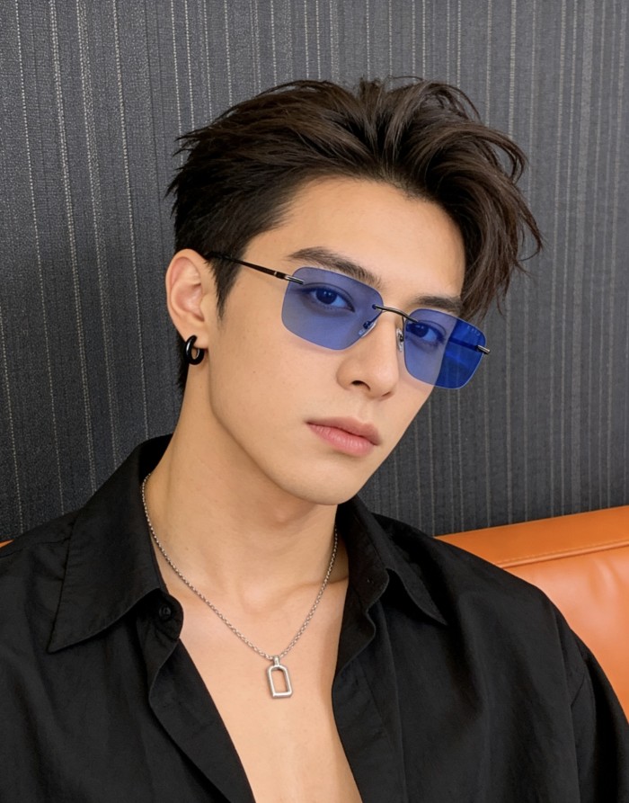 GUCCI SUNGLASSES-011
