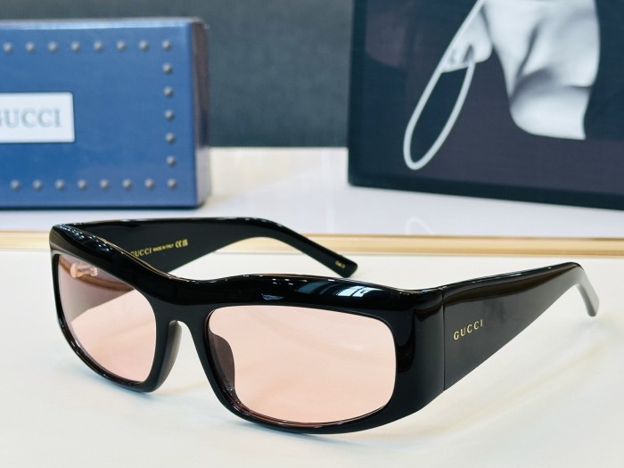 GUCCI SUNGLASSES-051