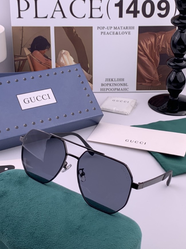 GUCCI SUNGLASSES-011
