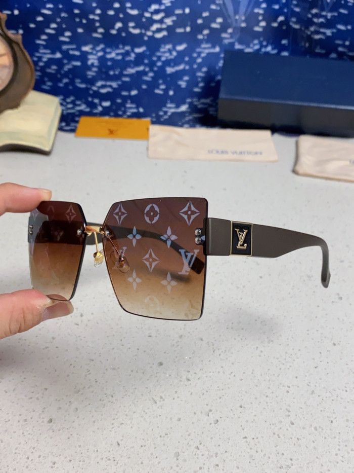LOUIS VUITTON   SUNGLASSES-09
