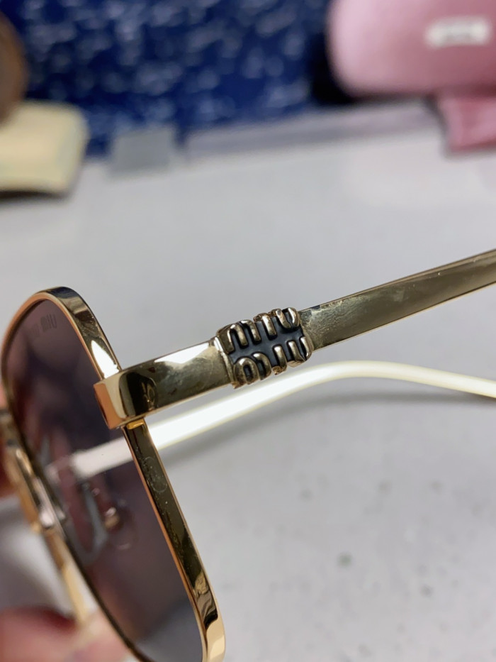 MIU MIU SUNGLASSES-09
