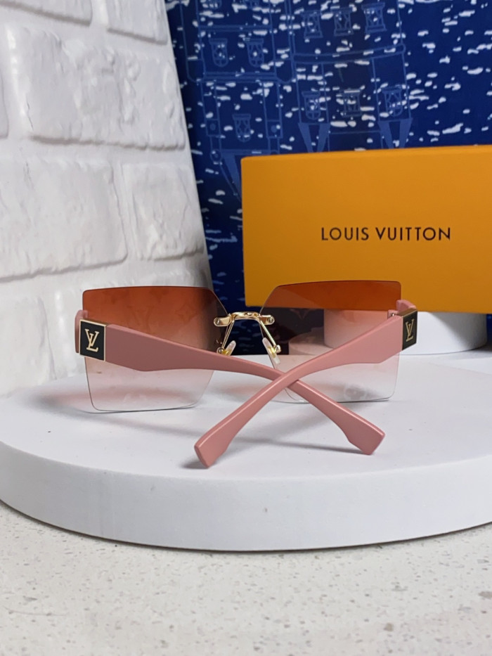 LOUIS VUITTON   SUNGLASSES-09