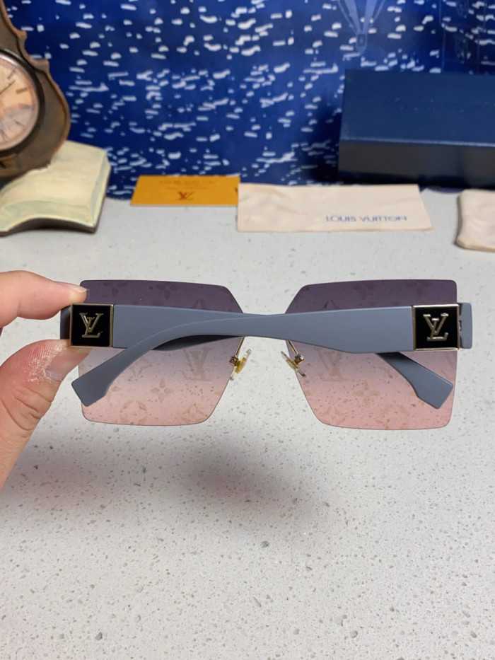 LOUIS VUITTON   SUNGLASSES-09