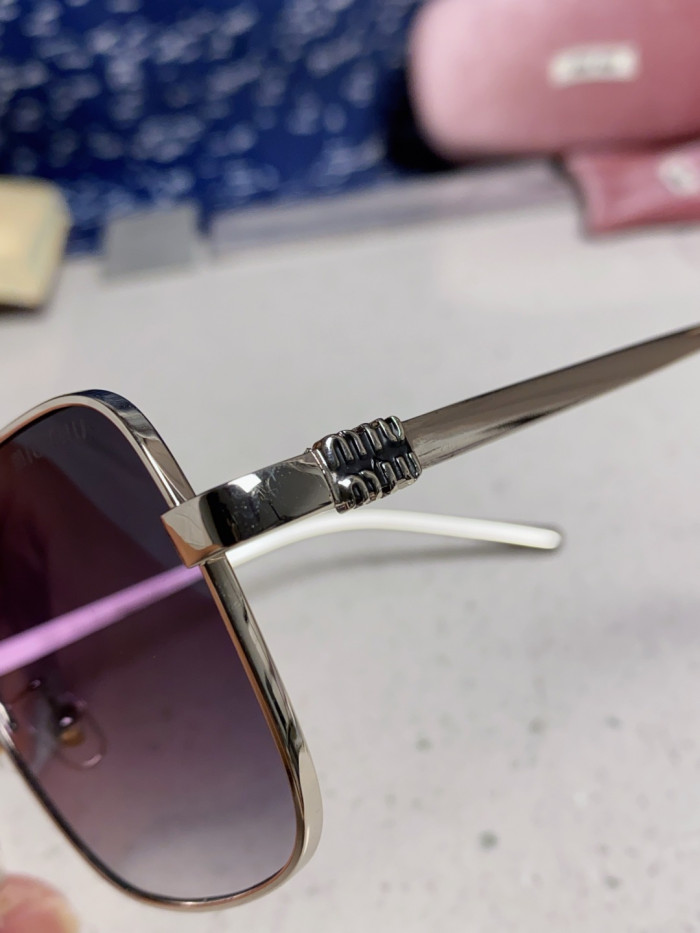 MIU MIU SUNGLASSES-09